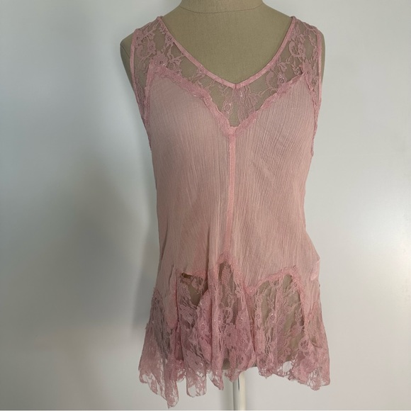 Forever21 pink sheer lace top L - Picture 10 of 16